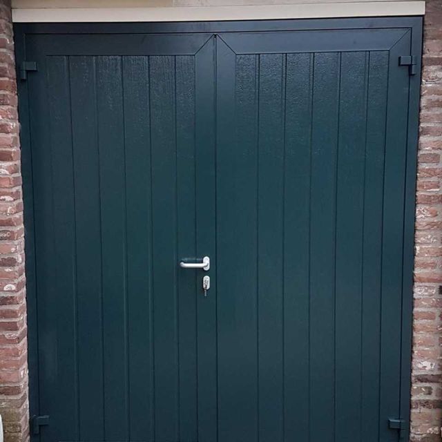 Garagedeur donkerblauw