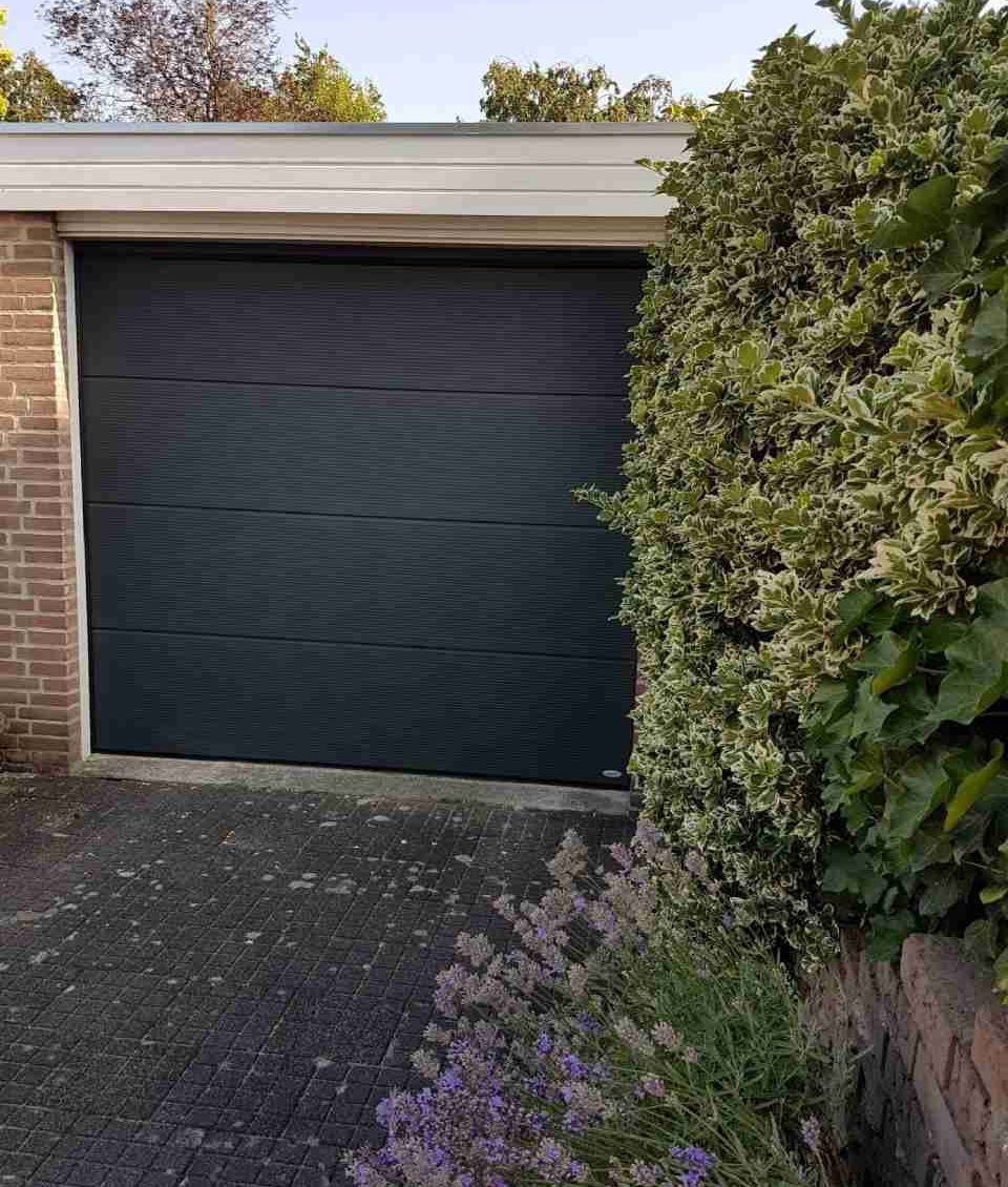 Garagedeur donker